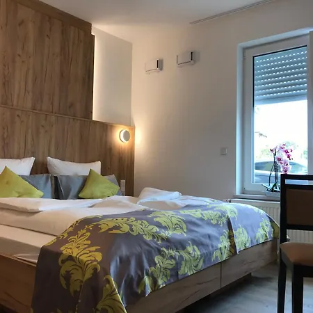 Hotel Business Boardinghouse Augsburg, Zentral, Ruhig & Mit Parkplatz 3*