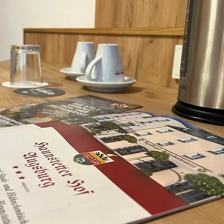 Business Boardinghouse Augsburg, Zentral, Ruhig & Mit Parkplatz מלון אוגסבורג