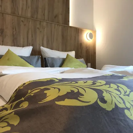 Business Boardinghouse Augsburg, Zentral, Ruhig & Mit Parkplatz 3* 아우크스부르크